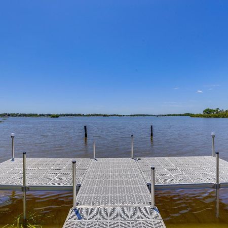 Waterfront Cedar Key Duplex Home Grill And Dock! Bagian luar foto