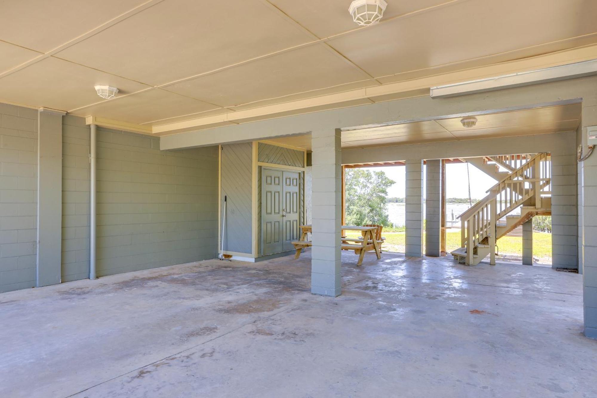 Waterfront Cedar Key Duplex Home Grill And Dock! Bagian luar foto