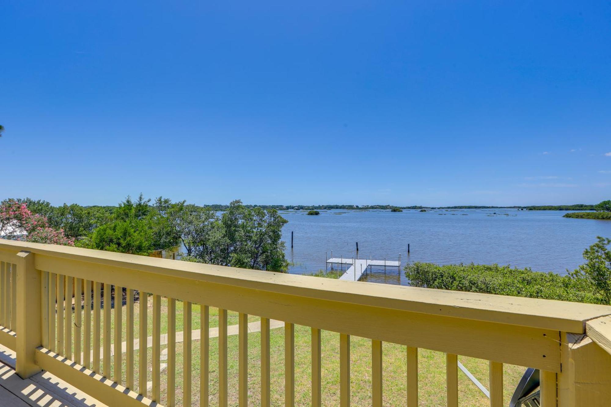 Waterfront Cedar Key Duplex Home Grill And Dock! Bagian luar foto