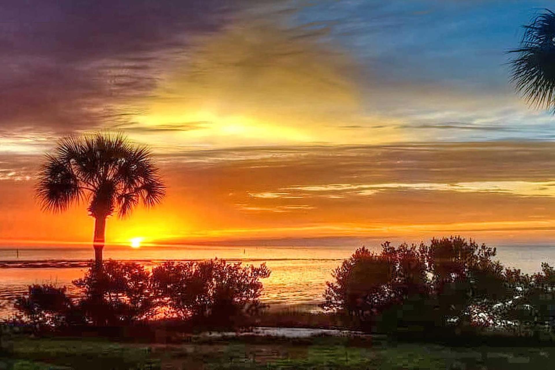 Waterfront Cedar Key Duplex Home Grill And Dock! Bagian luar foto